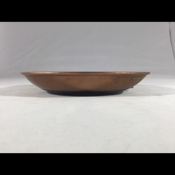 Vintage Greek Copper Bowl with Greek swordsman. - Picture 6 of 7